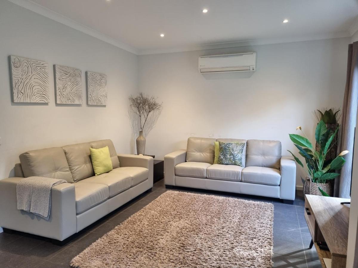 Island Cove Villas Cowes Buitenkant foto