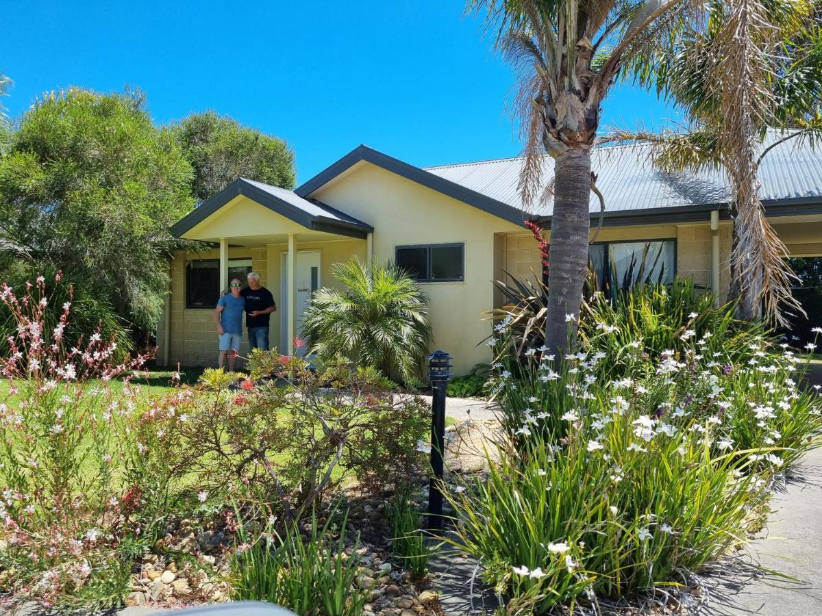 Island Cove Villas Cowes Buitenkant foto