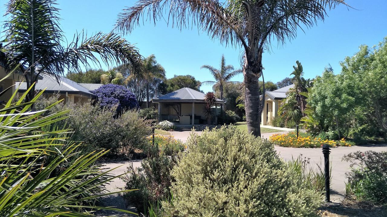 Island Cove Villas Cowes Buitenkant foto